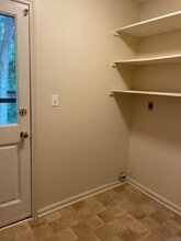 4522 Montclair Dr in Forest Park, GA - Building Photo - Building Photo