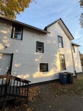 3202 Bradwell Ave in Cleveland, OH - Building Photo - Building Photo