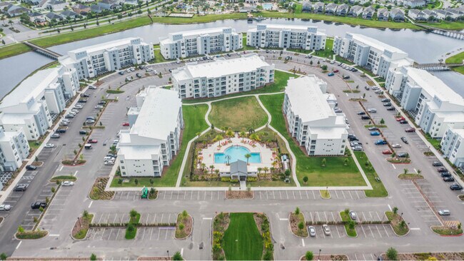 3191 Paradox Cir in Kissimmee, FL - Building Photo - Building Photo