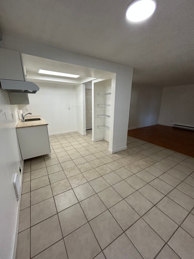 4401 Saratoga Pl NE, Unit 1 in Lacey, WA - Building Photo - Building Photo