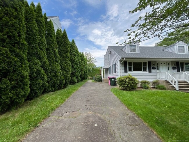 174 Country Rd in Fairfield, CT - Building Photo - Building Photo