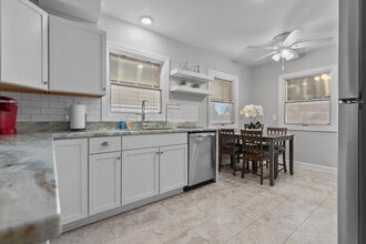 810 E Pershing St in Appleton, WI - Building Photo - Building Photo