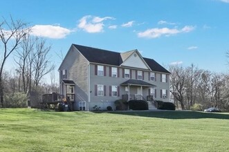 1 Bel Air Dr in Wallkill, NY - Building Photo - Building Photo