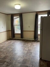 45-47-47 Prospect St in Claremont, NH - Building Photo - Building Photo