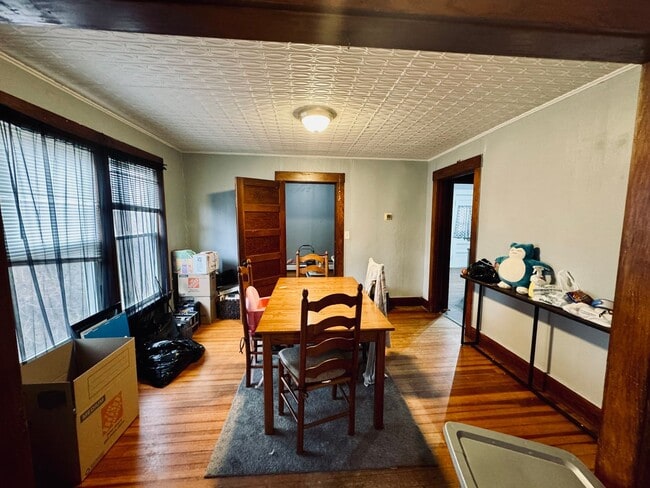 64 Summer St in Newport, NH - Building Photo - Building Photo