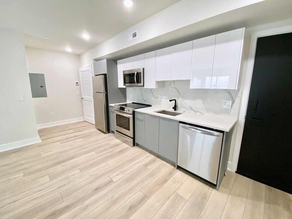 1520 N 15th St in Philadelphia, PA - Building Photo