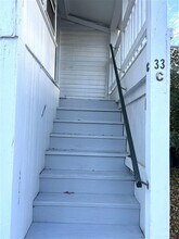 33 Putnam St in Milford, NH - Foto de edificio - Building Photo