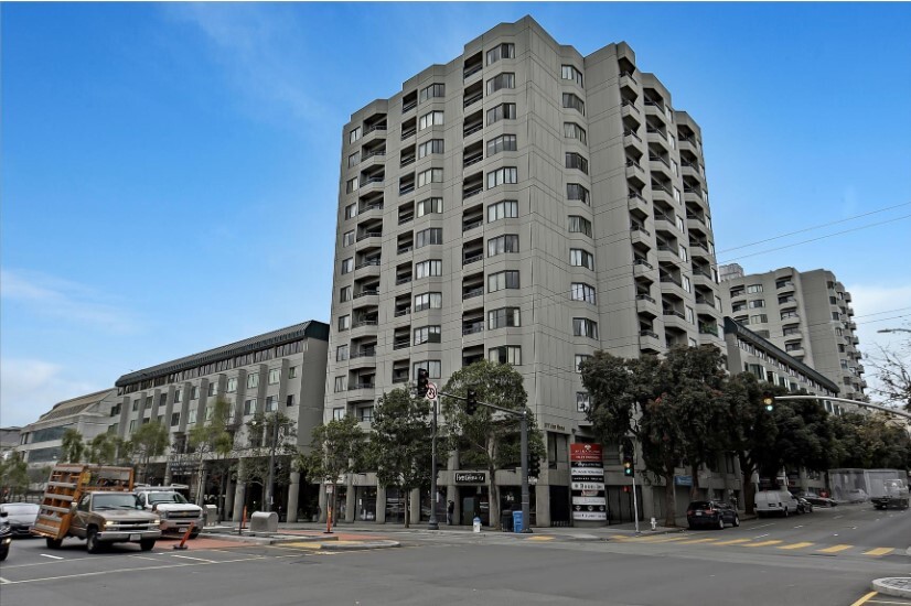 601 Van Ness Ave, Unit 3 in San Francisco, CA - Building Photo