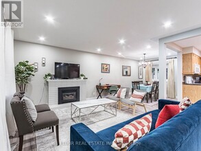 686 Cedar Ave in Burlington, ON - Building Photo - Building Photo