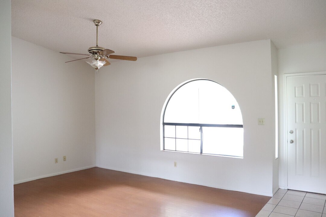 1460 Wildflower Dr in Sierra Vista, AZ - Building Photo