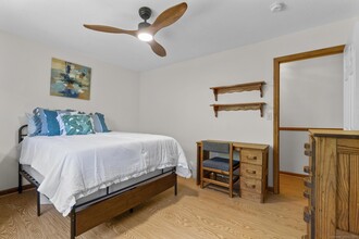 33 Big Spruce Ln in West Haven, CT - Building Photo - Building Photo