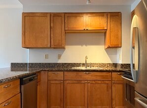 3915 Saint Charles Ave, Unit 604 in New Orleans, LA - Building Photo - Building Photo