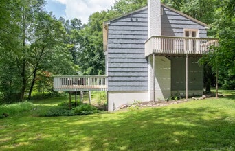 5 Hollow Spring Rd in Norwalk, CT - Building Photo - Building Photo