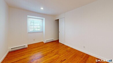 26 Sunset Terrace in Essex, CT - Building Photo - Building Photo