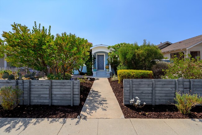 property at 2955 8th Ave