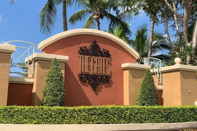 11617 NW 62nd Terrace in Doral, FL - Building Photo - Building Photo