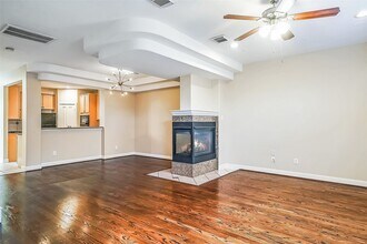 2406 Calumet St in Houston, TX - Building Photo - Building Photo
