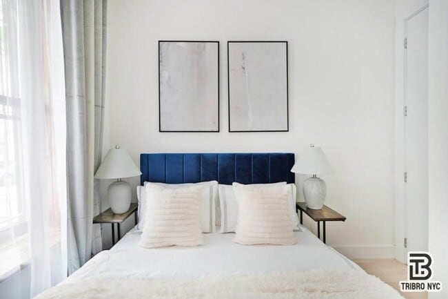 513 W 48th St in New York, NY - Building Photo - Building Photo
