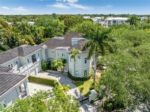 10175 SW 75th Pl in Miami, FL - Building Photo - Building Photo