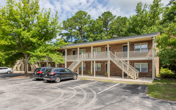 Copperfield Apartments in New Bern, NC - Foto de edificio - Building Photo