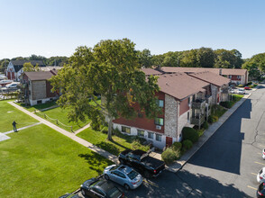 The Landings at Patchogue Condominiums in Patchogue, NY - Building Photo - Building Photo