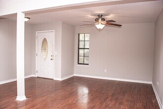 112 Golf Course Dr in Crestview, FL - Building Photo - Building Photo