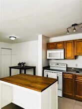 10725 Cleary Blvd in Plantation, FL - Building Photo - Building Photo