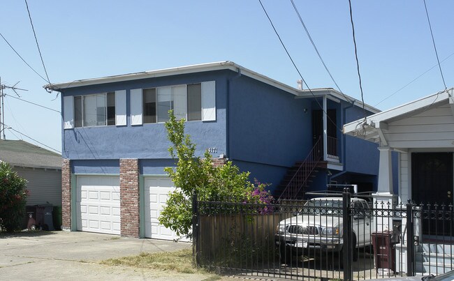 4171 Masterson St in Oakland, CA - Foto de edificio - Building Photo