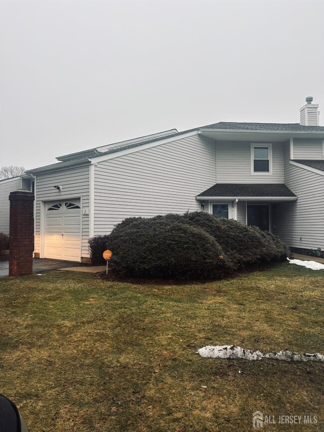 1 Upperbrook Ct in Sayreville, NJ - Building Photo - Building Photo