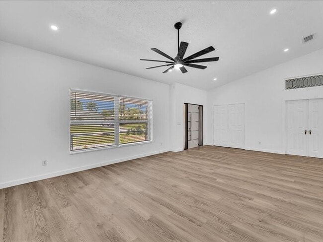 2928 SE Bella Rd in Port St. Lucie, FL - Building Photo - Building Photo