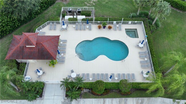 2760 Cypress Trace Cir in Naples, FL - Building Photo - Building Photo