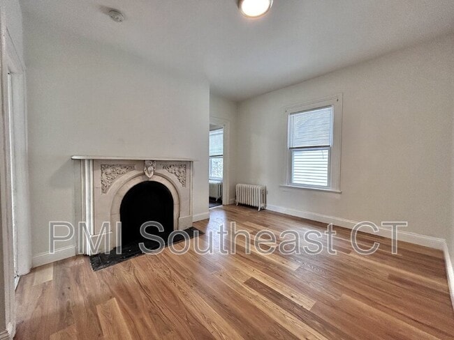 54 Roath St in Norwich, CT - Building Photo - Building Photo