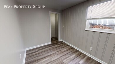 70 W 8th Ave in Columbus, OH - Building Photo - Building Photo