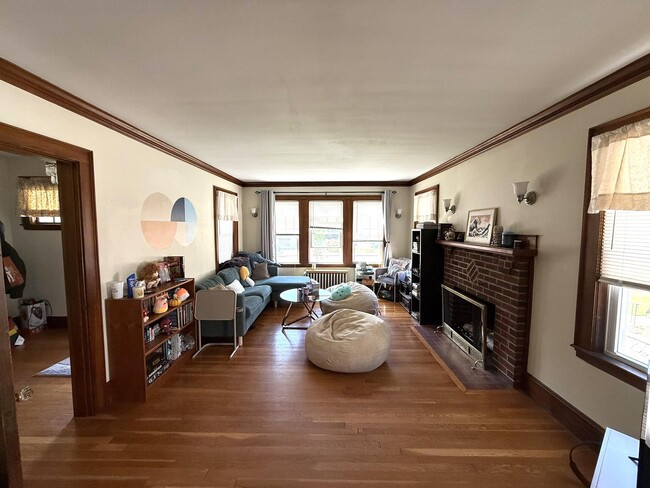 53 Forest St, Unit 1