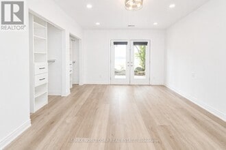 5801 Lakeshore Rd in Whitchurch-Stouffville, ON - Building Photo - Building Photo