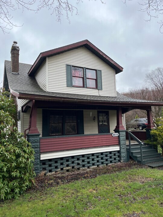 1201 Walnut St in Stoneboro, PA - Building Photo