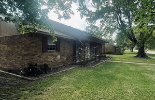 508 Terra Ave in Alexandria, LA - Building Photo