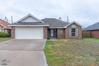 3942 Notre Dame Cir in Abilene, TX - Building Photo - Building Photo