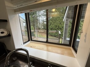 5479 Clipper Dr in Nanaimo, BC - Building Photo - Building Photo