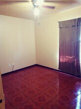 2400 Village Walk in Austin, TX - Building Photo - Building Photo