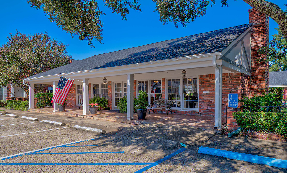 Towne Oaks Apartments in Shreveport, LA - Foto de edificio