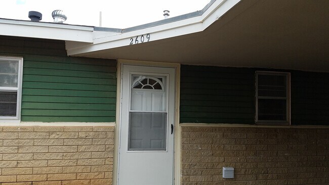 2609 Wallace St in Clovis, NM - Building Photo - Building Photo