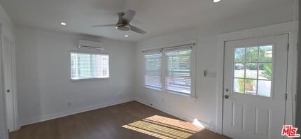 2928 S Halldale Ave in Los Angeles, CA - Building Photo - Building Photo