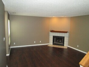 1725 Granada Ln in Lincoln, NE - Building Photo - Building Photo