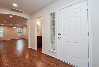 1115 Eden Park Ln in Houston, TX - Building Photo - Building Photo