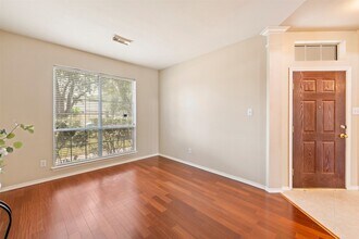 7218 Broadelm Dr in Houston, TX - Building Photo - Building Photo