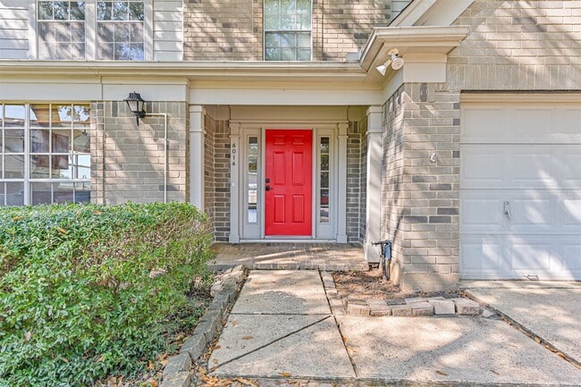 property at 4014 Ivywood Dr