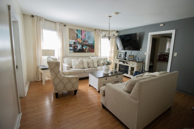 property at 175 Chestnut Ave
