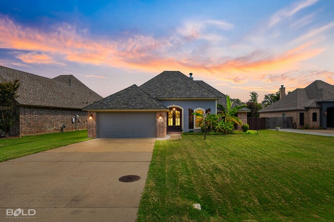 property at 3925 Le Brooke Ln