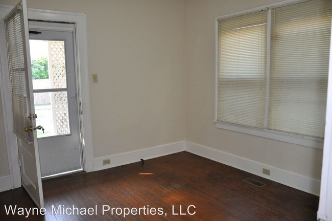 858 S Broadway in Lexington, KY - Building Photo - Building Photo